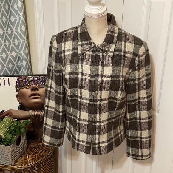 Gloria Vanderbilt Jackets & Blazers - Gloria Vanderbilt Plaid Jacket/ Gray & Brown/ Zipper Closure/ Size 14